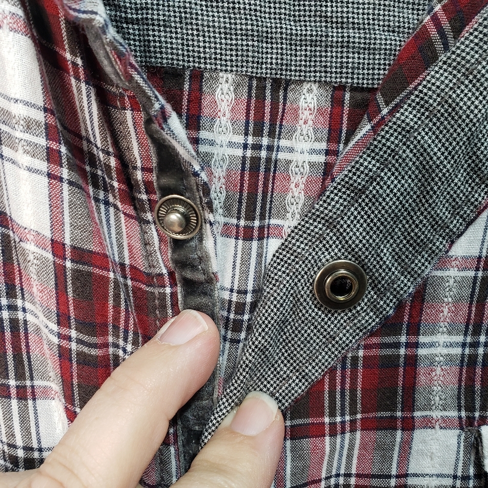 Fender Custom Shop Men's Red Cotton Plaid Snap Up - Picture 5 of 10